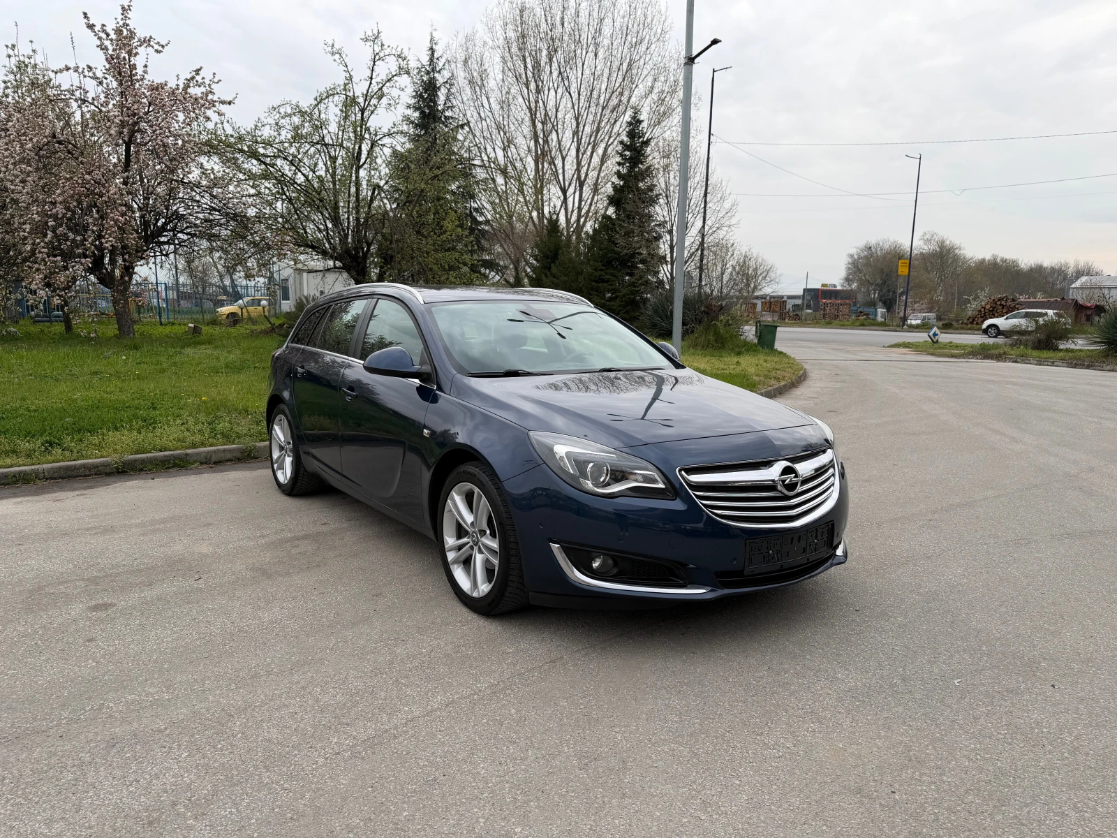 Opel Insignia 1.4 Turbo Cosmo, снимка 7 - Автомобили и джипове - 54221892