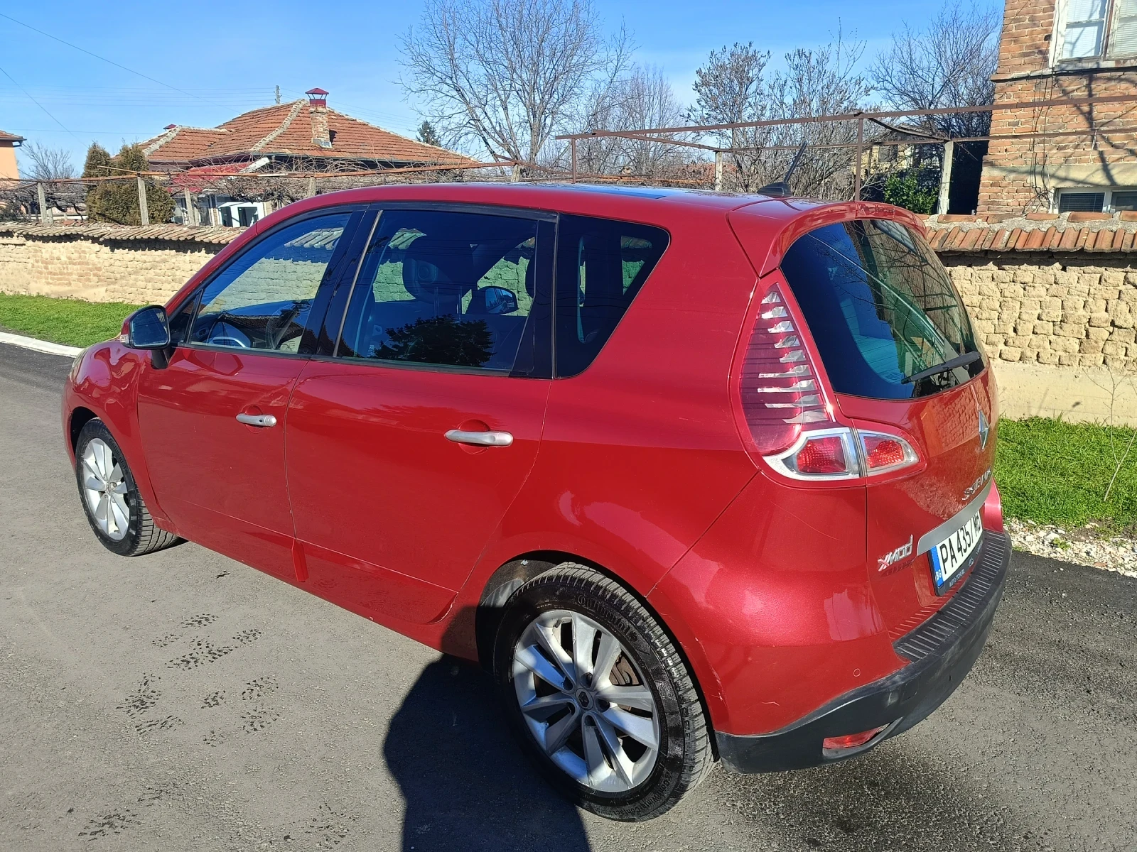 Renault Scenic, снимка 15 - Автомобили и джипове - 54333288