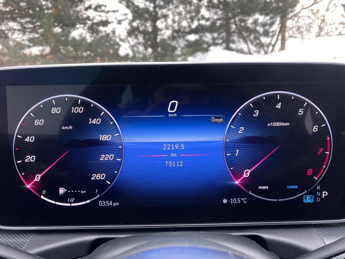 Mercedes-Benz C 300 4MATIC, снимка 12 - Автомобили и джипове - 54387500