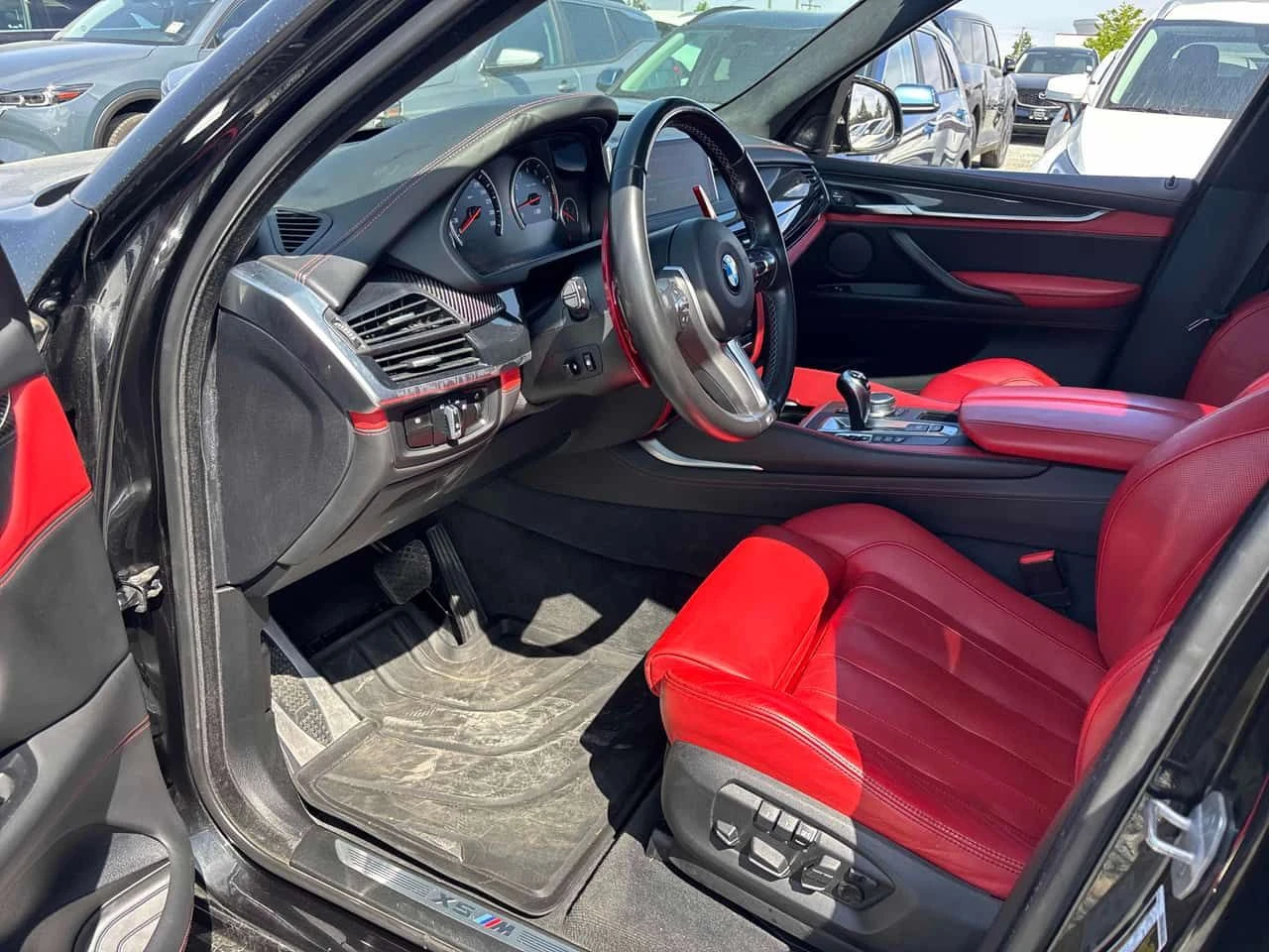 BMW X5M * AWD 4dr * PANO* KEYLESS* ПОДГРЕВ* , снимка 5 - Автомобили и джипове - 54498659