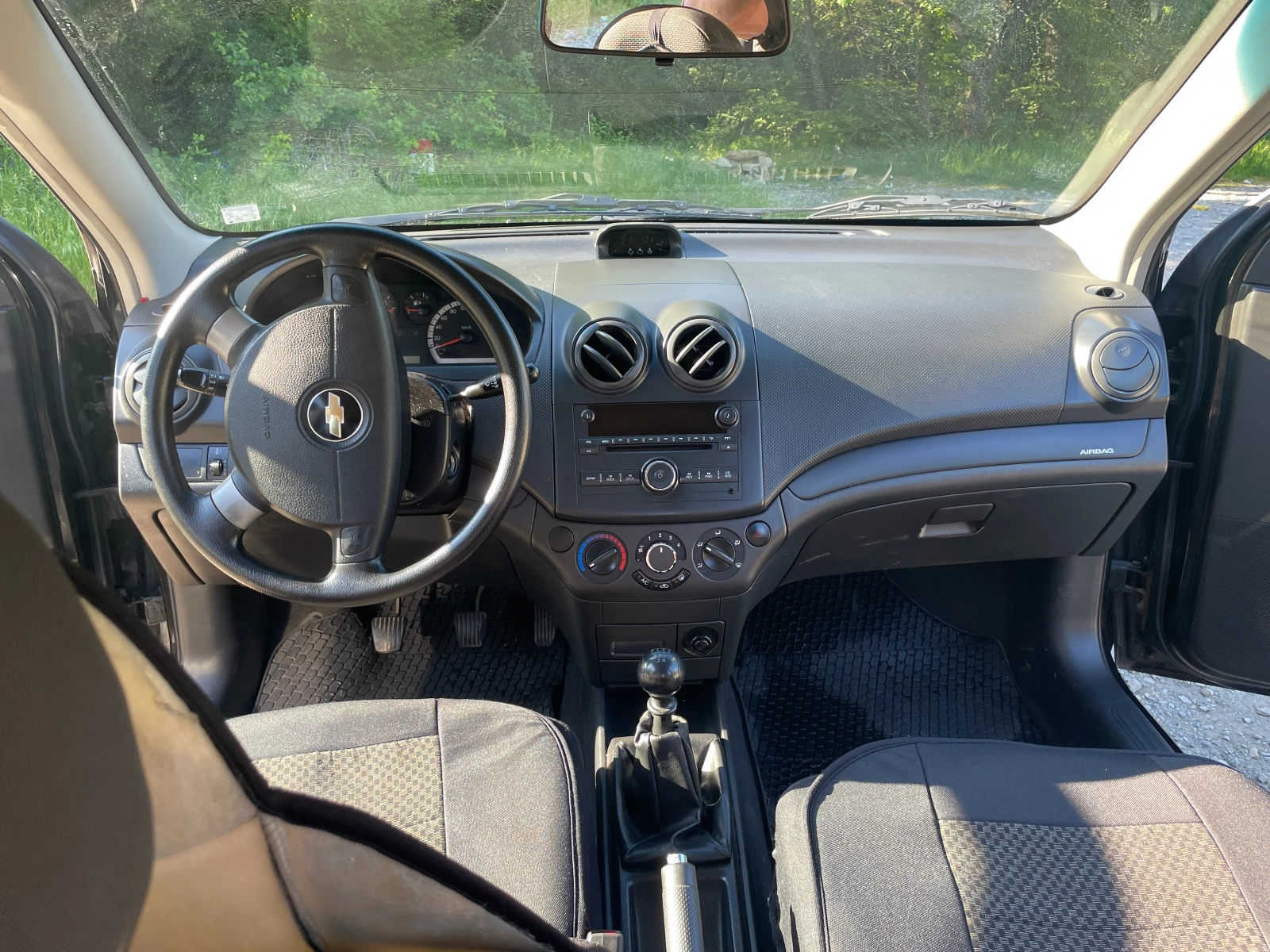 Chevrolet Aveo, снимка 14 - Автомобили и джипове - 54571691