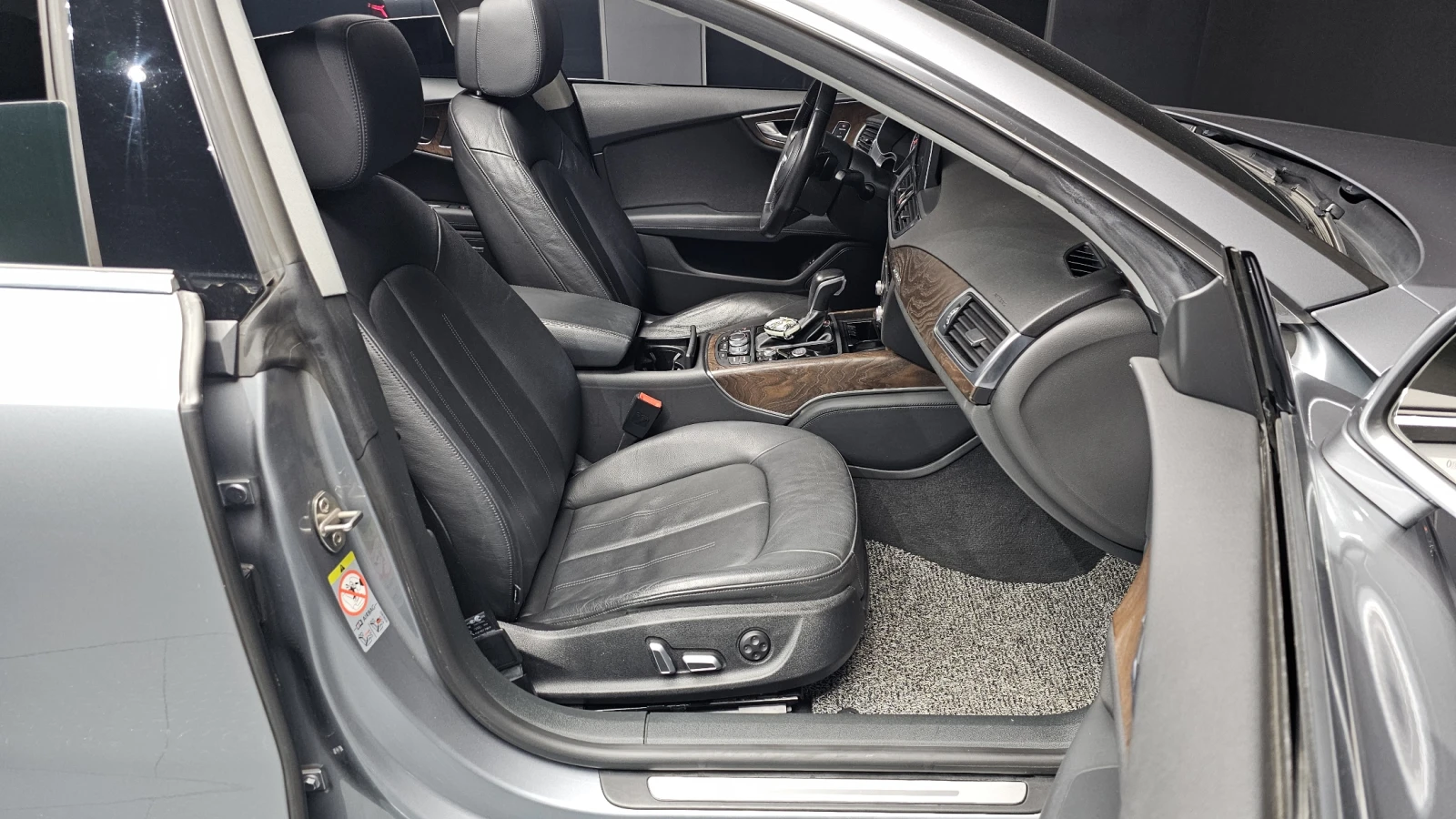 Audi A7 Facelift, 50 TDI Quattro V6, Distronic, HaedUP, , снимка 8 - Автомобили и джипове - 54596097