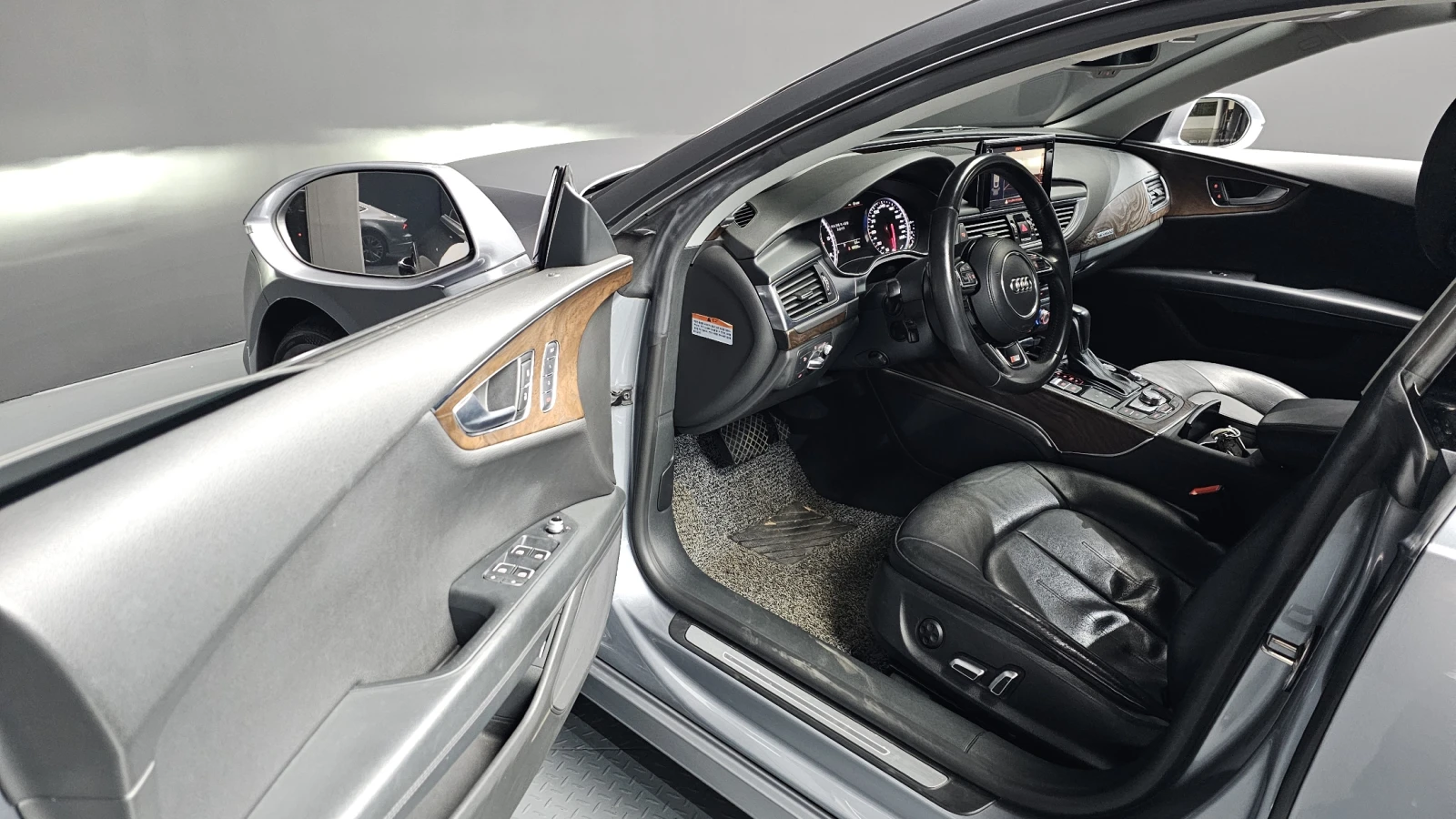 Audi A7 Facelift, 50 TDI Quattro V6, Distronic, HaedUP, , снимка 7 - Автомобили и джипове - 54596097