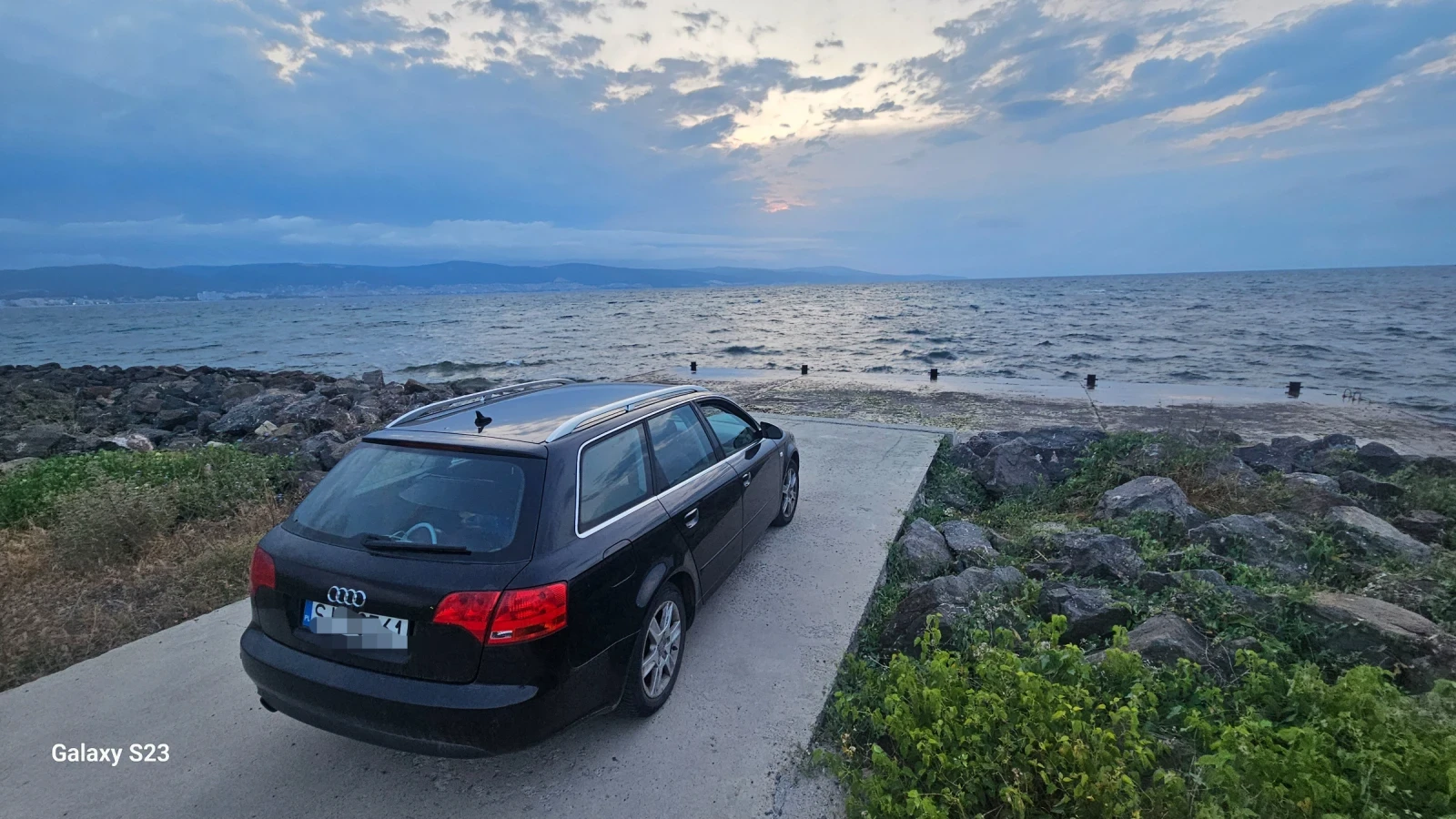 Audi A4 Комби, снимка 7 - Автомобили и джипове - 55636354