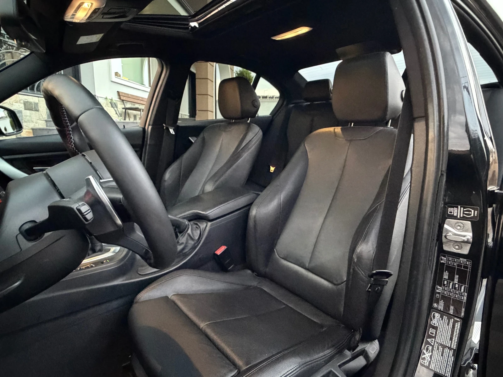 BMW 335 M Sport, снимка 13 - Автомобили и джипове - 55791269