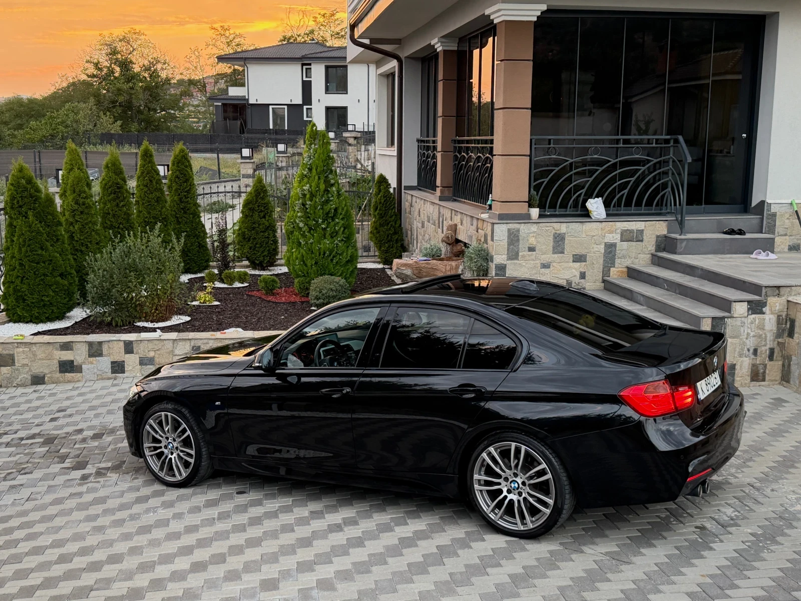 BMW 335 M Sport, снимка 4 - Автомобили и джипове - 55791269