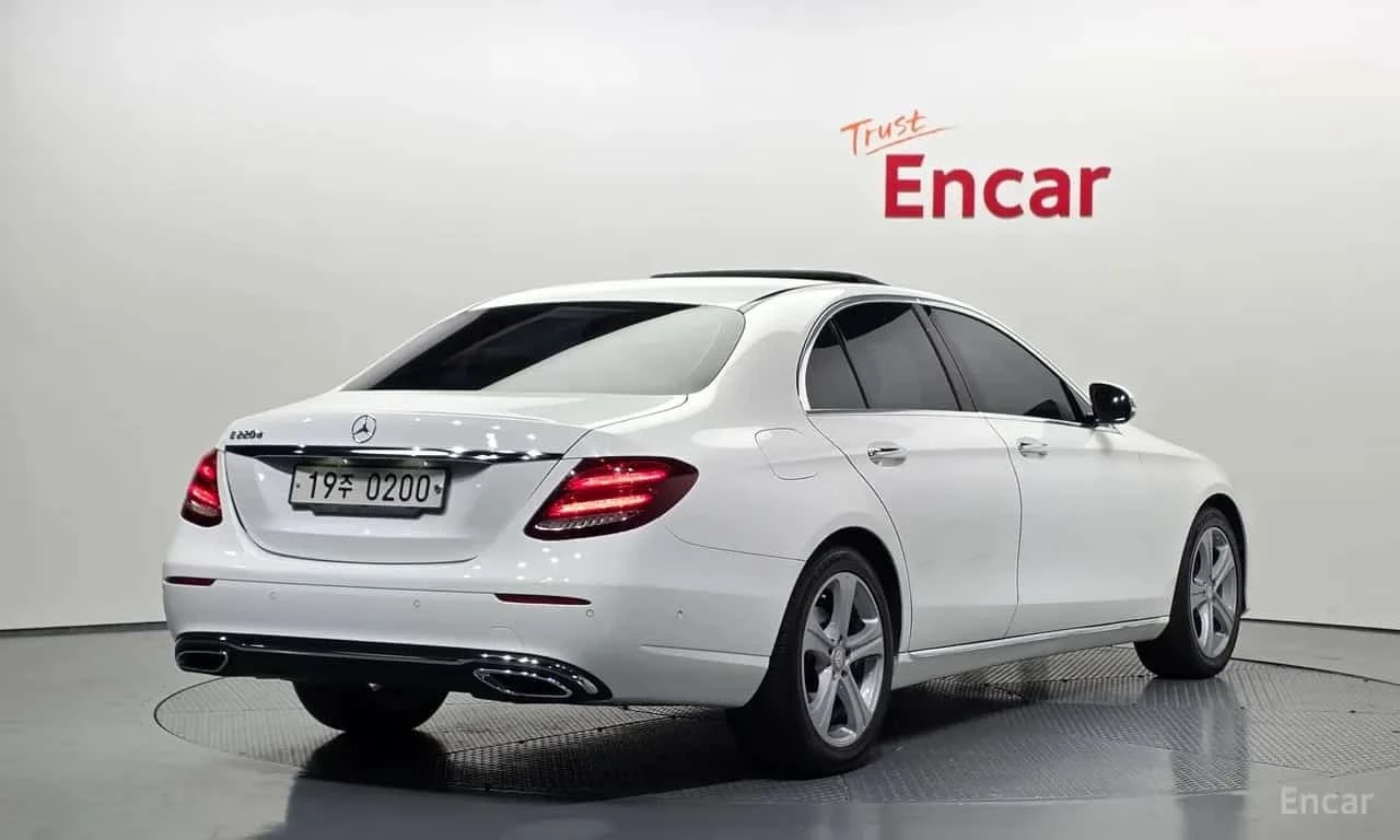 Mercedes-Benz E 220 Avantgarde | ��������������� | ���� �� �������� | Mobile.bg � ����������� 2