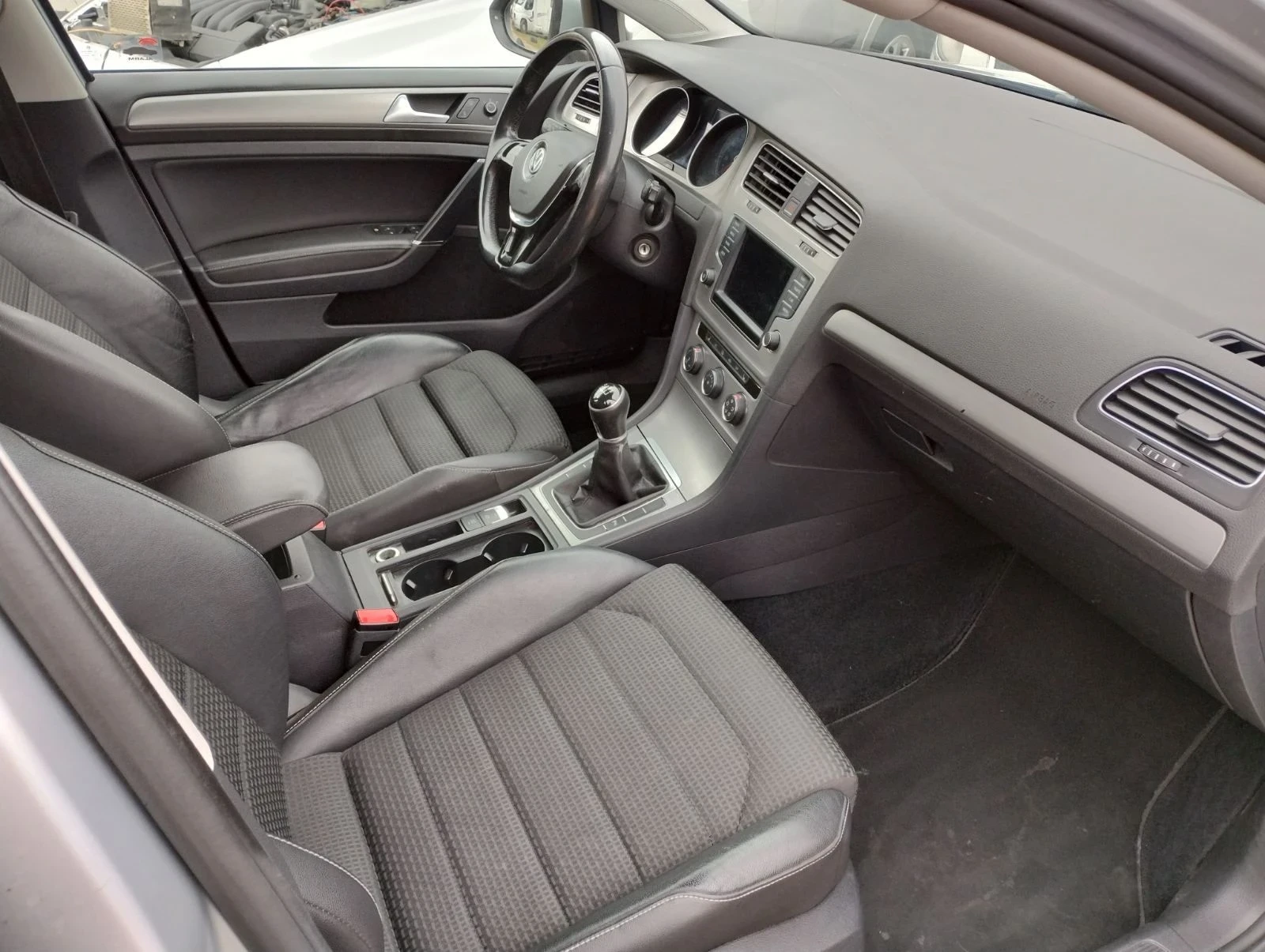 VW Golf 1.6 TDI EURO 6  | Mobile.bg � ����������� 17