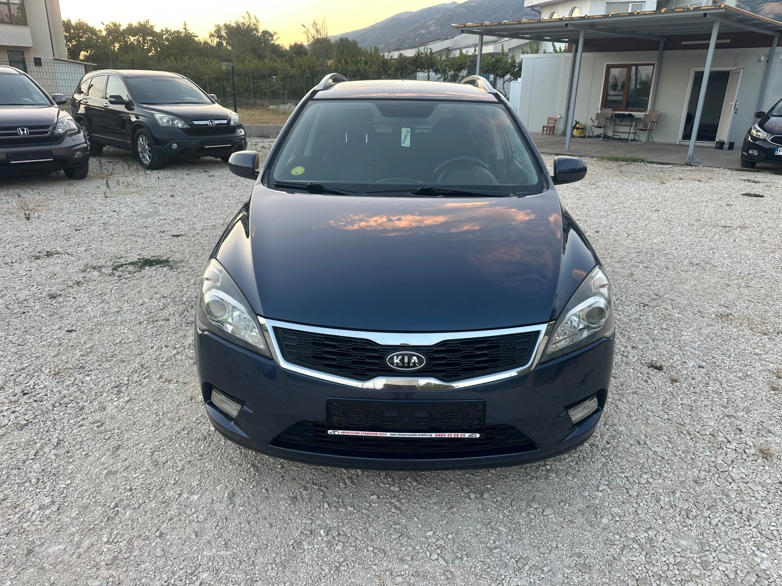 Kia Ceed 1.6-FACELIFT-126KS-SW, снимка 4 - Автомобили и джипове - 56605137