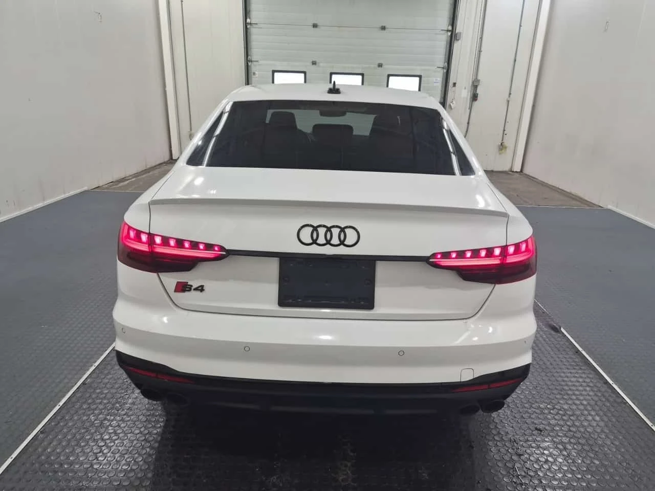 Audi S4 * 3.0 Tfsi Quattro Technik * CARFAX * , снимка 4 - Автомобили и джипове - 56734540