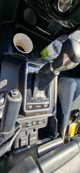 Обява за продажба на Toyota Land cruiser Black Edition ~40 000 лв. - изображение 8