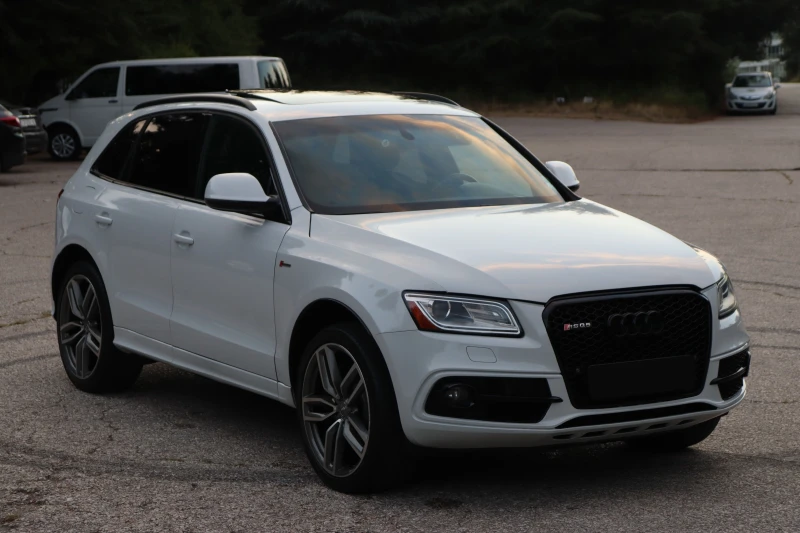 Audi SQ5 Black Edition, снимка 3 - Автомобили и джипове - 52411203