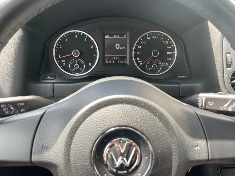 VW Tiguan 2.0TSI+ 4Motion+ Automatic+ Navi+ Подгрев, снимка 11 - Автомобили и джипове - 46492302