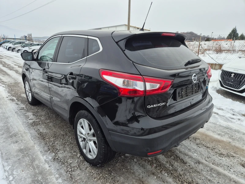 Nissan Qashqai 1.5 DCI, снимка 6 - Автомобили и джипове - 48692910