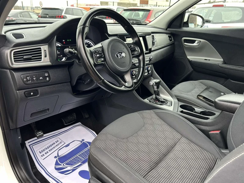 Kia Niro 1.6 HYBRID 141 * CAMERA * NAVI * LED * DISTRONIC , снимка 7 - Автомобили и джипове - 48896315