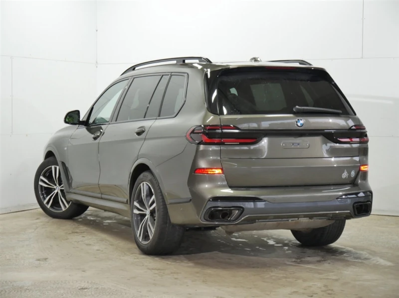 BMW X7 xDrive40i, снимка 8 - Автомобили и джипове - 49387993