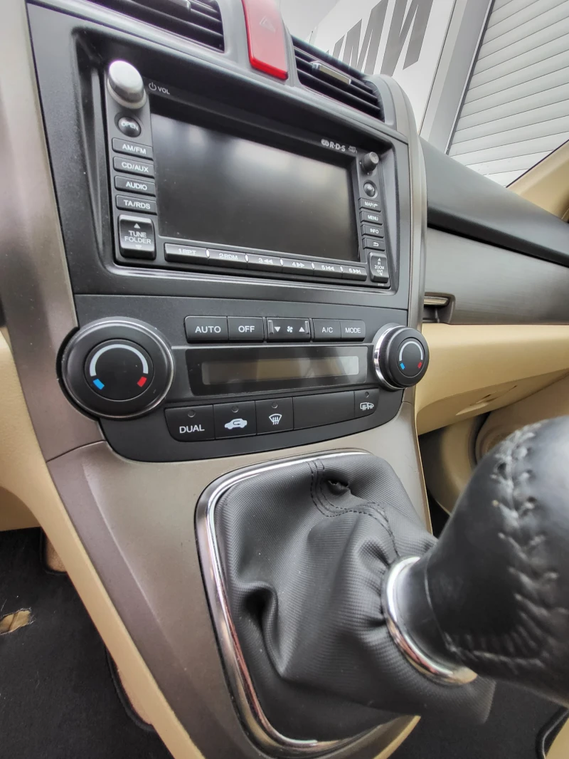 Honda Cr-v 2.2 CDTI Executive , снимка 10 - Автомобили и джипове - 52857464