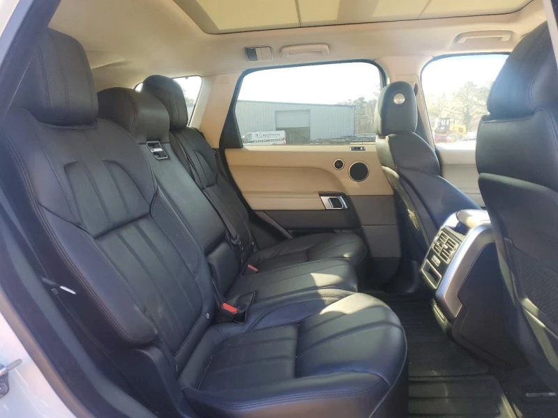 Land Rover Range Rover Sport 3.0* SPORT* HSE* РЕАЛНИ КМ , снимка 11 - Автомобили и джипове - 53398335