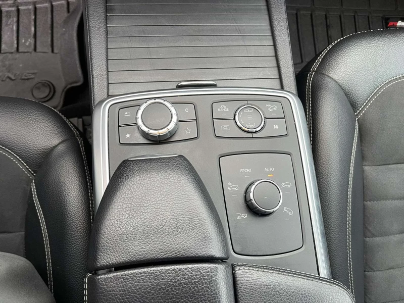 Mercedes-Benz ML CDI* AMG-PACK 4-MATIC РЕГИСТРИРАН* , снимка 15 - Автомобили и джипове - 53536954