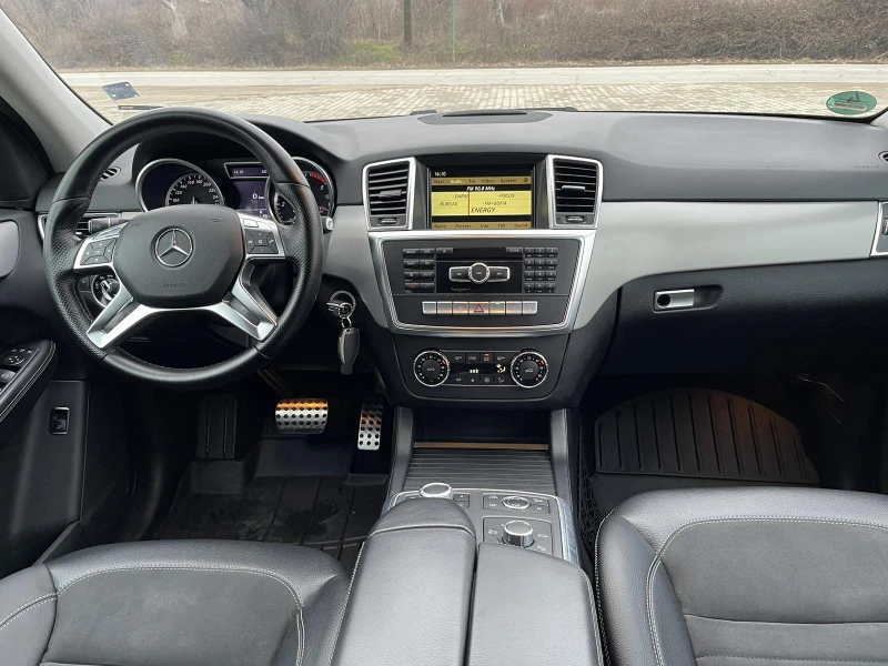 Mercedes-Benz ML CDI* AMG-PACK 4-MATIC РЕГИСТРИРАН* , снимка 13 - Автомобили и джипове - 53536954