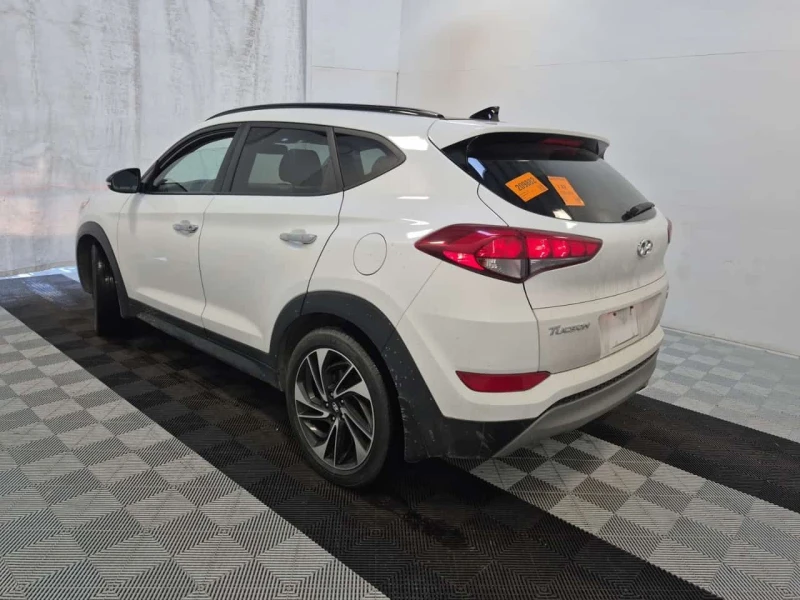 Hyundai Tucson * NOIR * ПОДГРЕВИ* ПАНОРАМА* , снимка 4 - Автомобили и джипове - 53594700