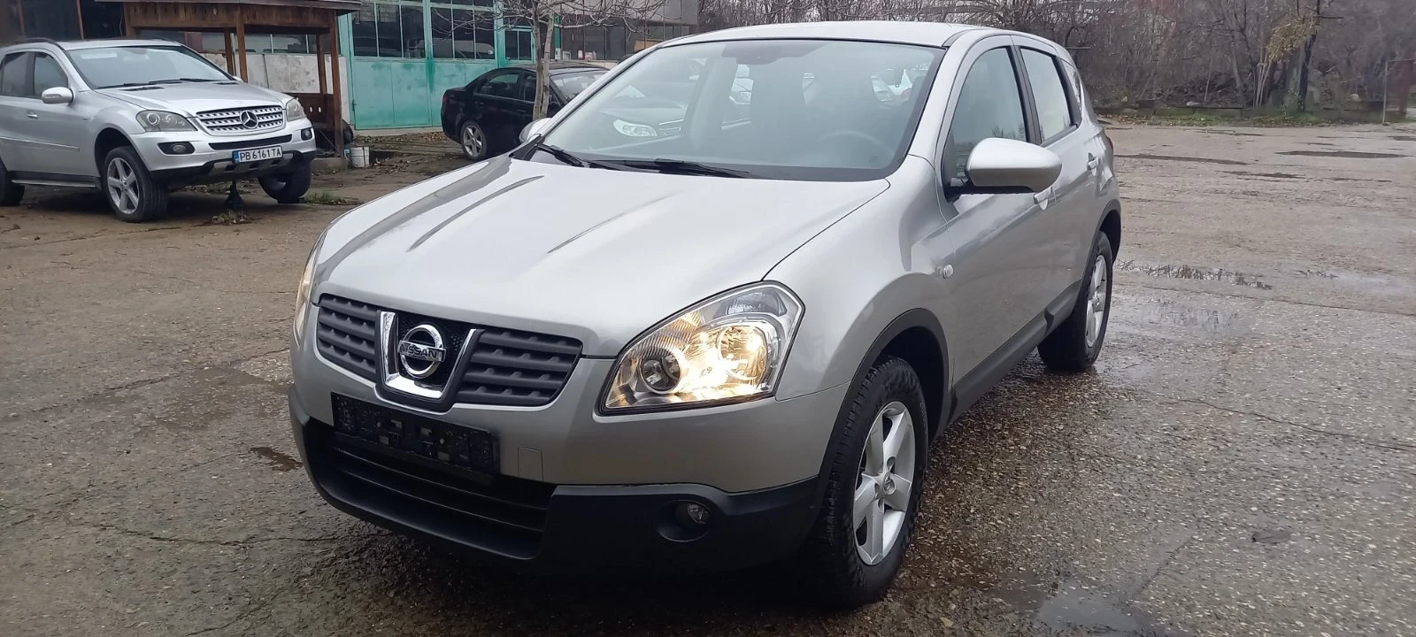 Nissan Qashqai 2.0i/Автомат/141к.с./140000км.Швейцария, снимка 1