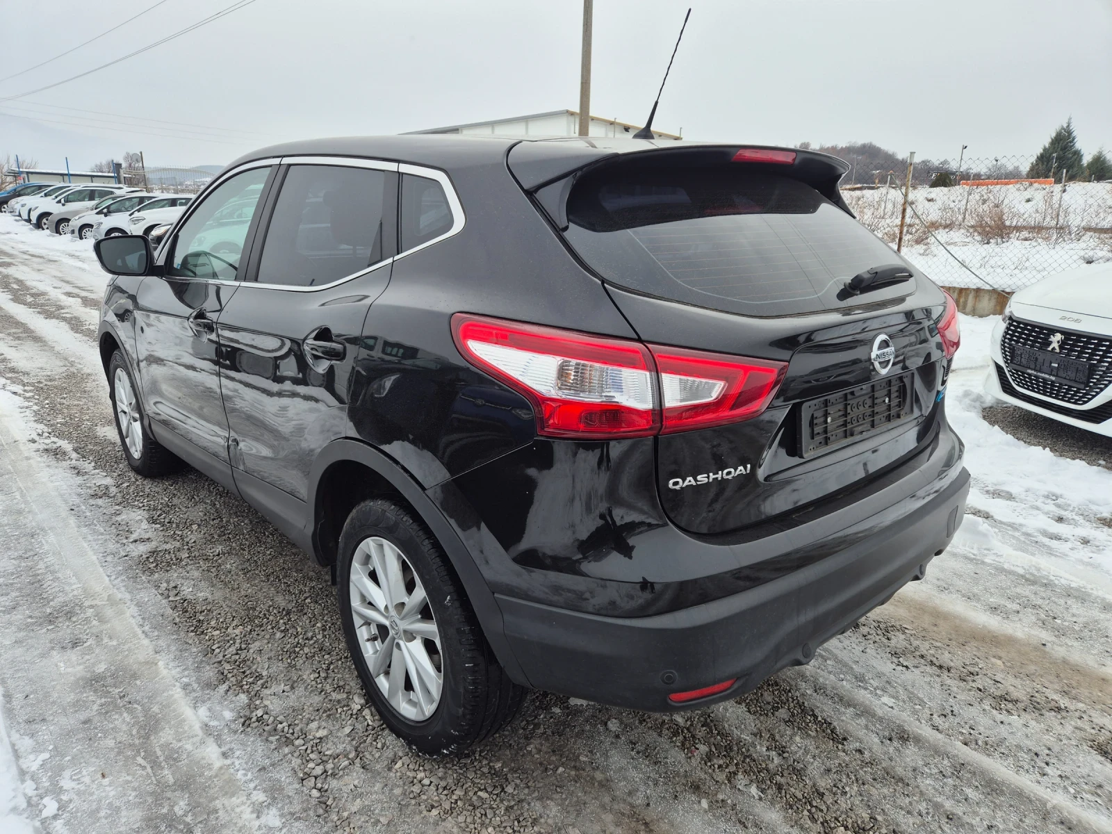 Nissan Qashqai 1.5 DCI - изображение 6