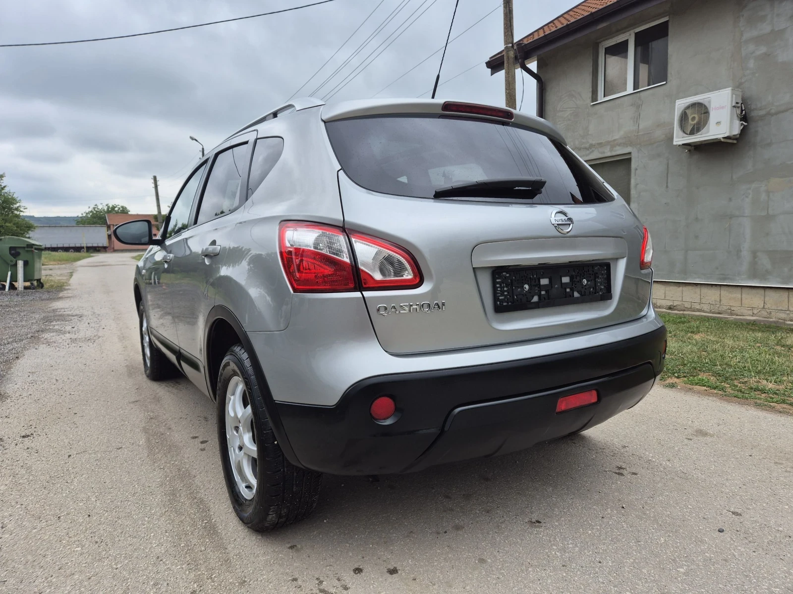 Nissan Qashqai 2.0i 4x4 150000km - изображение 6