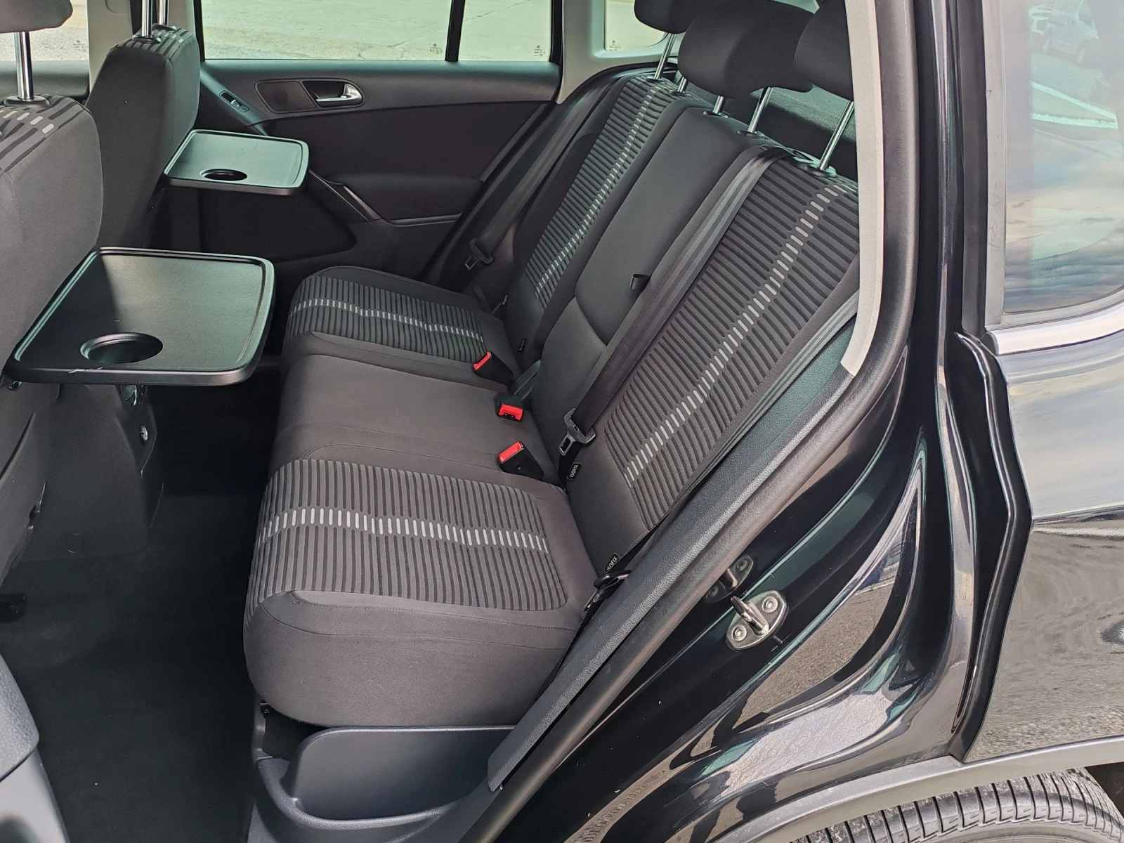 VW Tiguan 2.0TDI 140kc 4motion Navi Off-road Park-assist | Mobile.bg   14