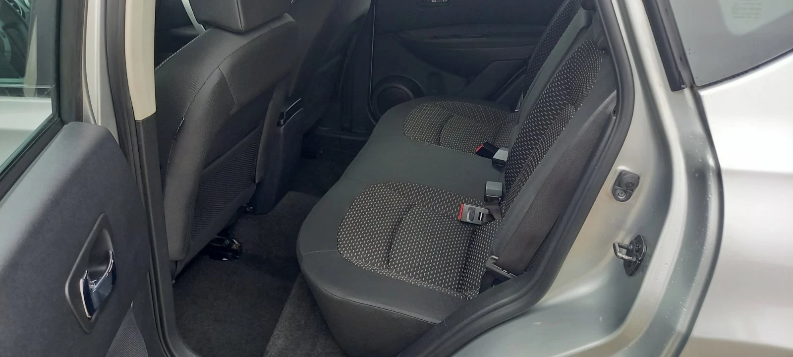 Nissan Qashqai 2.0i/�������/141�.�./140000��.��������� | Mobile.bg � ����������� 12