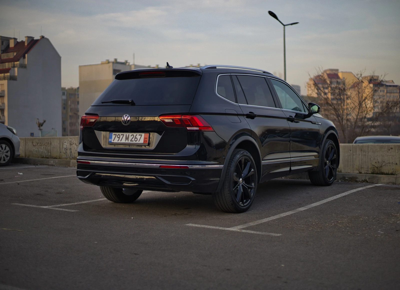 VW Tiguan Allspace 2.0TSi 4motion - изображение 5