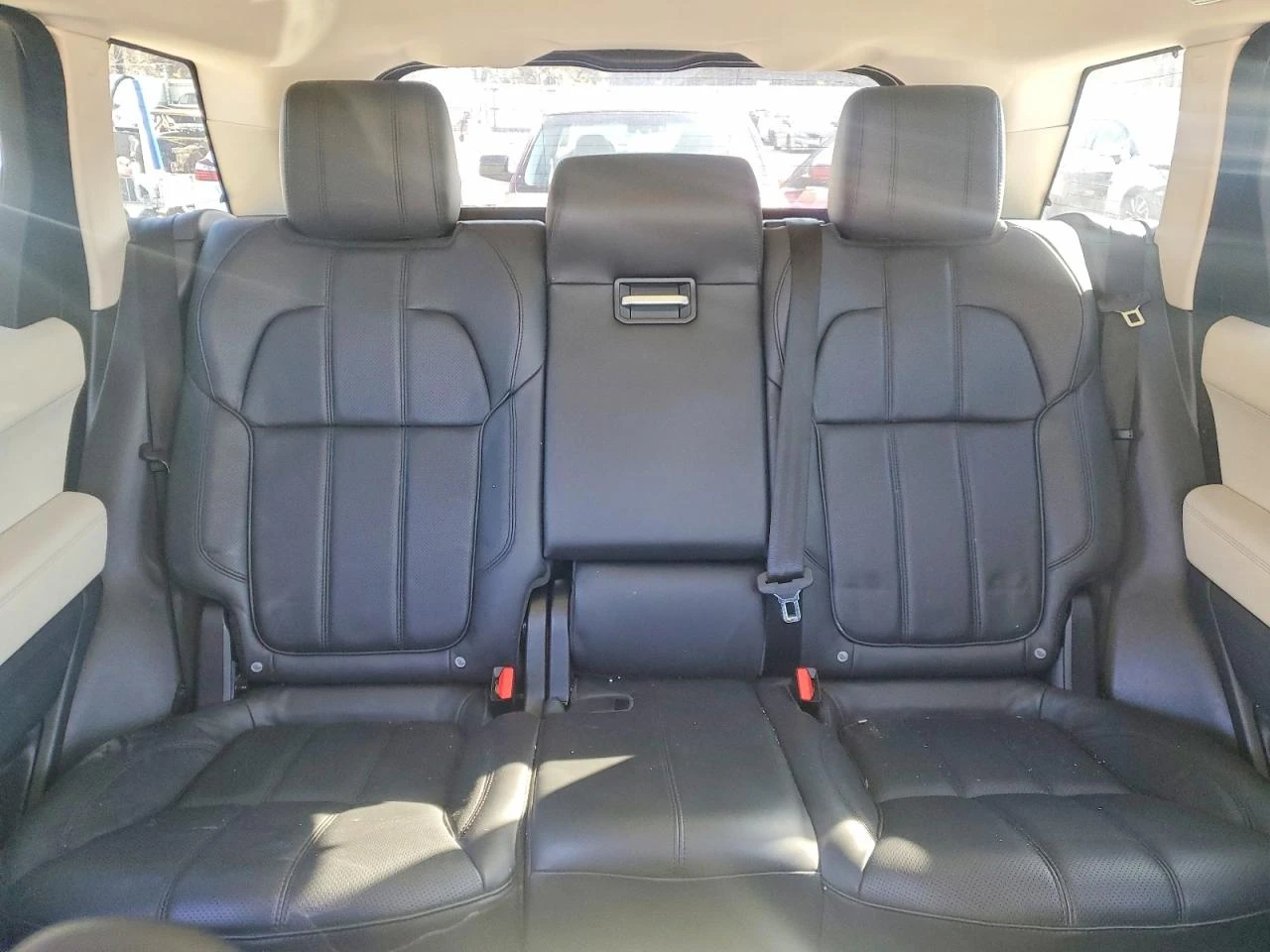 Land Rover Range Rover Sport 3.0* SPORT* HSE* РЕАЛНИ КМ  - изображение 10