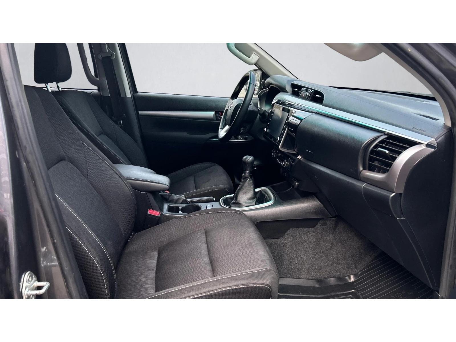 Toyota Hilux Месечна вноска от 330  , снимка 6 - Автомобили и джипове - 53764970