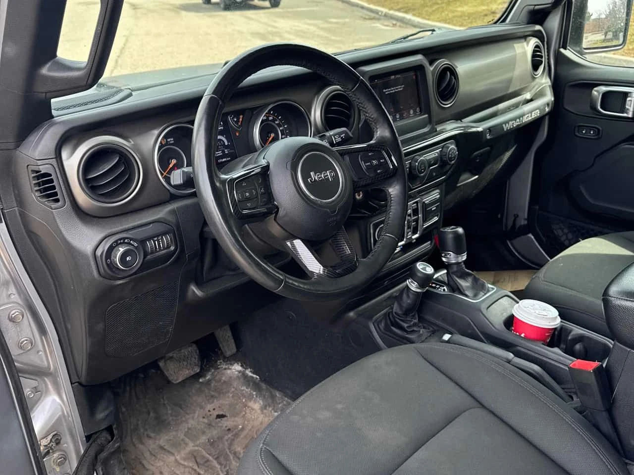 Jeep Wrangler * Sport * ПОДГРЕВИ * ОТ ПРЕДСТАВИТЕЛСТВО, снимка 7 - Автомобили и джипове - 54046854
