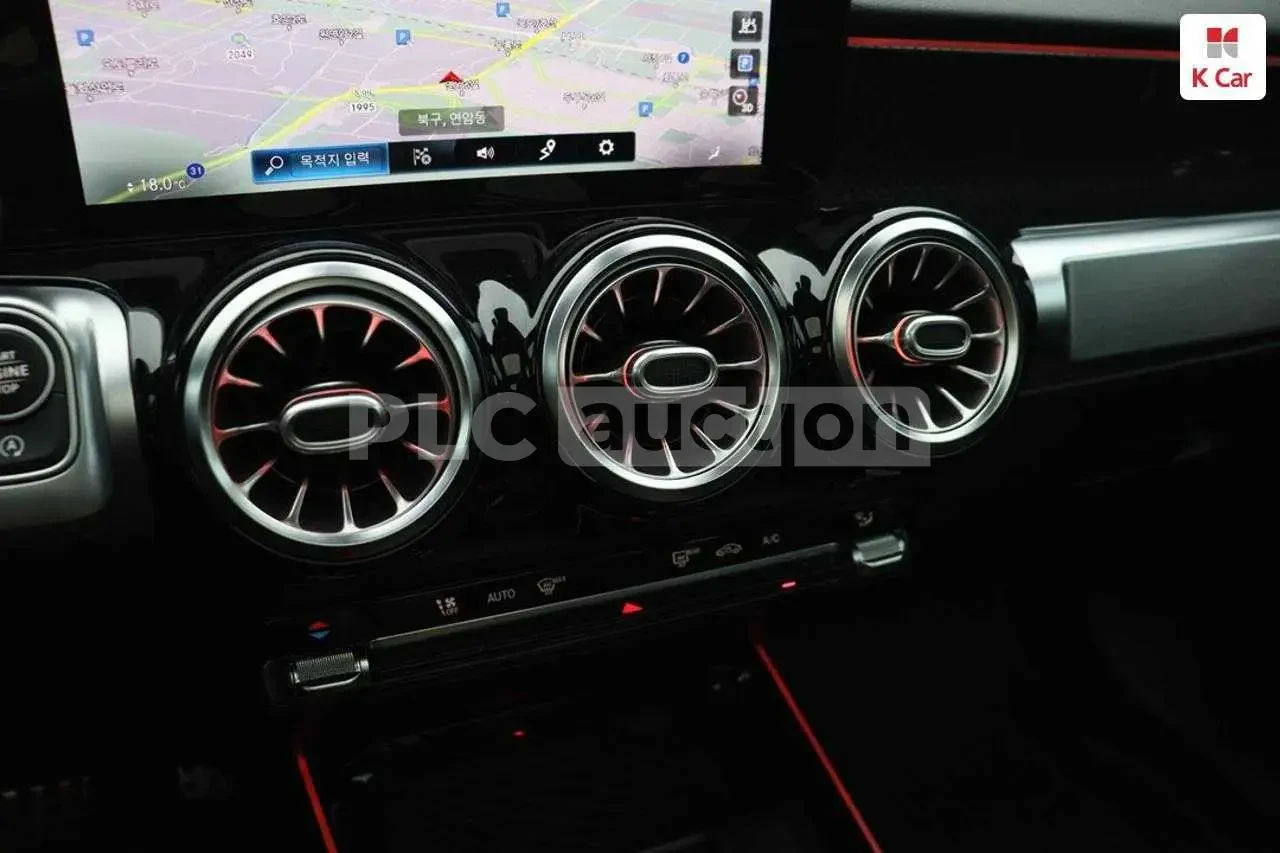 Mercedes-Benz GLB 250 4MATIC| DISTRONIC| КАМЕРА| ПОДГРЕВ| ПАНОРАМА, снимка 9 - Автомобили и джипове - 54688865