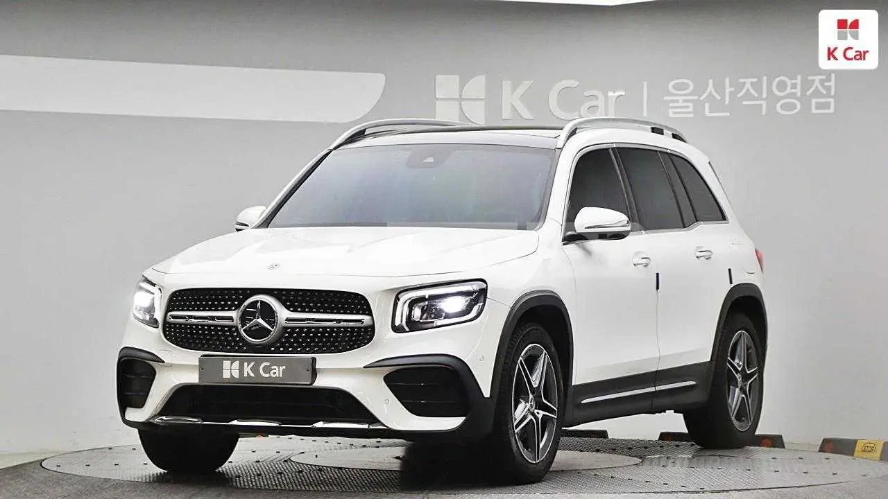 Mercedes-Benz GLB 250 4MATIC| DISTRONIC| КАМЕРА| ПОДГРЕВ| ПАНОРАМА