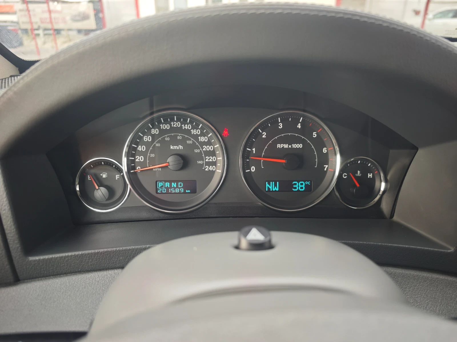 Jeep Grand cherokee 3.0CRD LIMITED, снимка 9 - Автомобили и джипове - 55061524