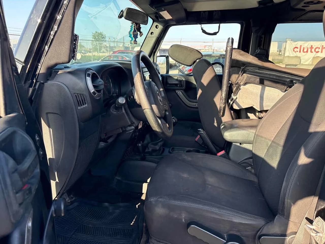 Jeep Wrangler * Sport * АВТОКРЕДИТ БЕЗ ПЪРВОНАЧАЛНА ВНОСКА* , снимка 5 - Автомобили и джипове - 55769728