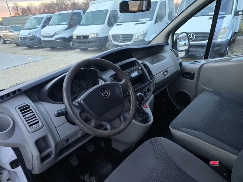 Opel Vivaro 2.0CDTI KLIMA, снимка 11 - Бусове и автобуси - 52884528