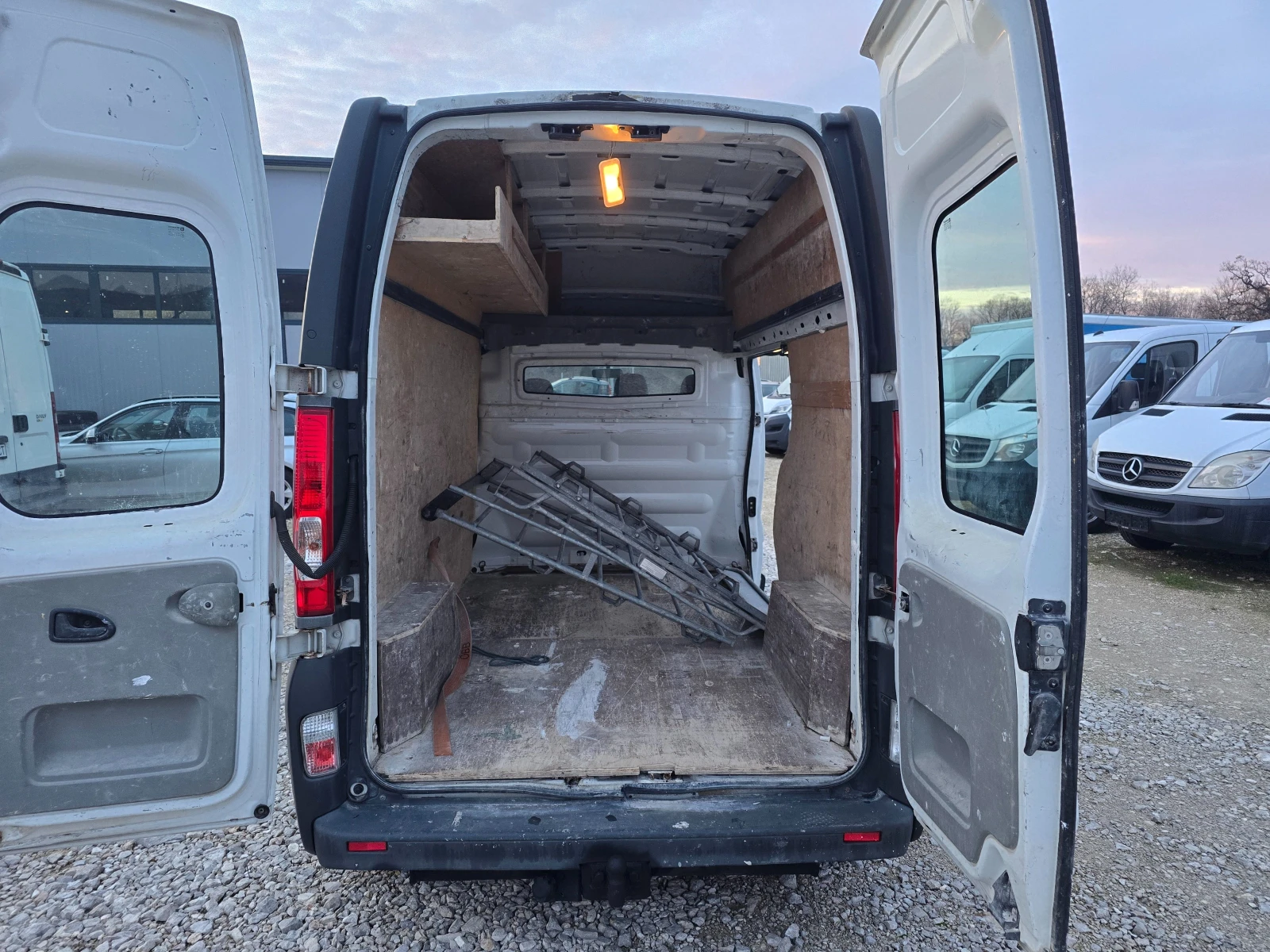 Opel Vivaro 2.0CDTI KLIMA | Mobile.bg � ����������� 14