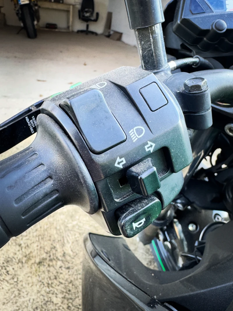 Kawasaki Z 300 ABS, снимка 11 - Мотоциклети и мототехника - 52843092