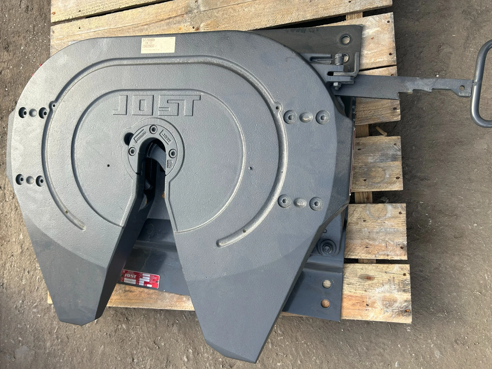 ����� JOST | Mobile.bg � ����������� 1