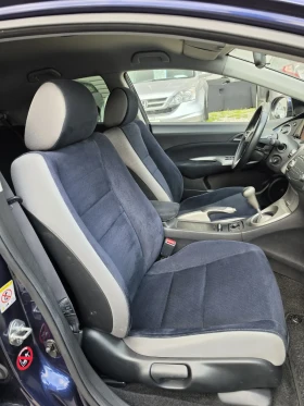 Honda Civic 1.8i-VTEC пълна история в Хонда, TUV до септ 2027г, снимка 14