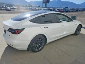 Tesla Model 3, снимка 3