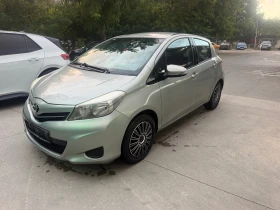 Toyota Yaris 1.3БЕНЗИН 2011г, снимка 2