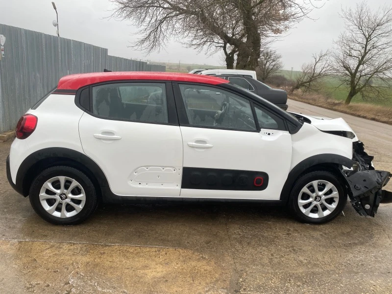 Citroen C3 1.2i, снимка 3 - Автомобили и джипове - 44352646