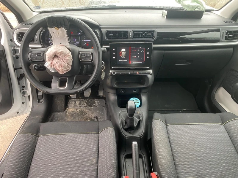 Citroen C3 1.2i, снимка 8 - Автомобили и джипове - 44352646