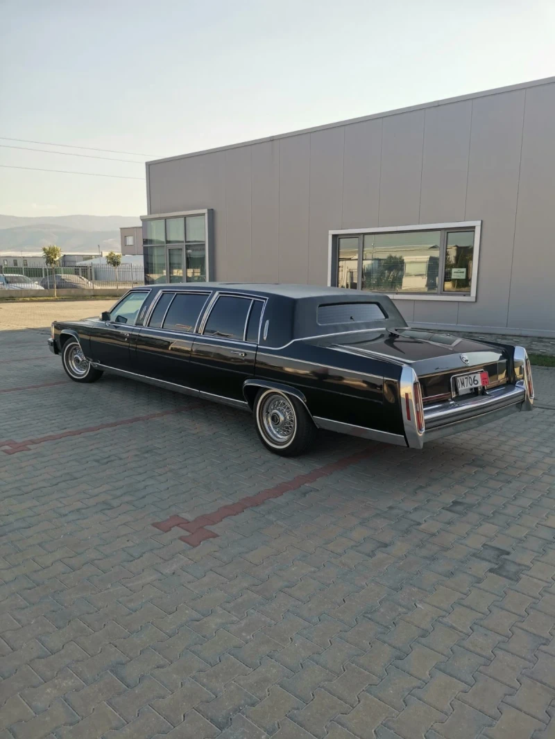 Cadillac Brougham Limousine , снимка 3 - Автомобили и джипове - 51005256