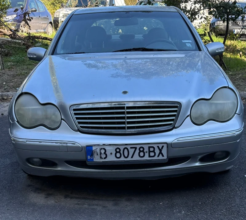 Mercedes-Benz C 220, снимка 1 - Автомобили и джипове - 47389613