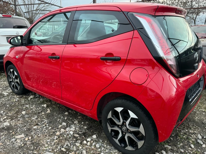 Toyota Aygo, снимка 16 - Автомобили и джипове - 47582165